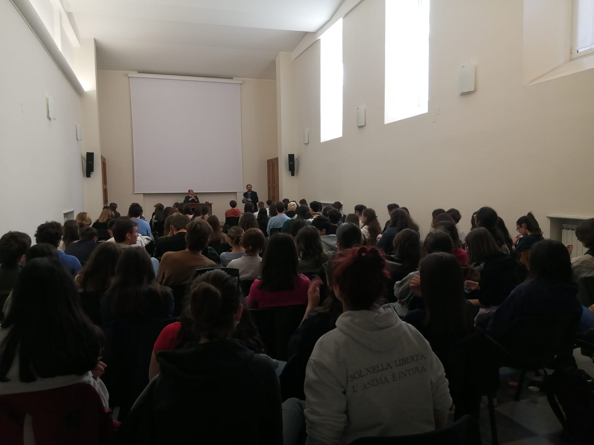 436207191_931096432354609_47278486599057