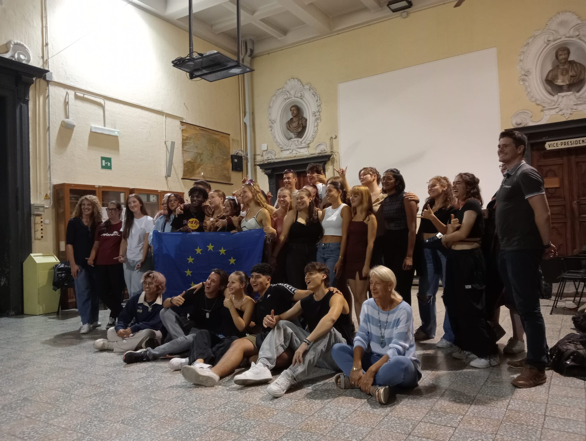 italiani_e_tedeschi_al_farewell_party1.j